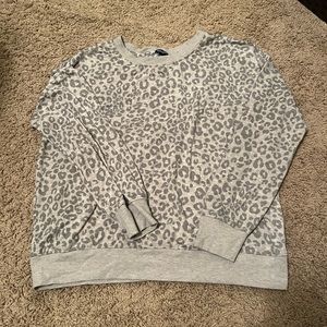 Splendid long sleeve cheetah print  top